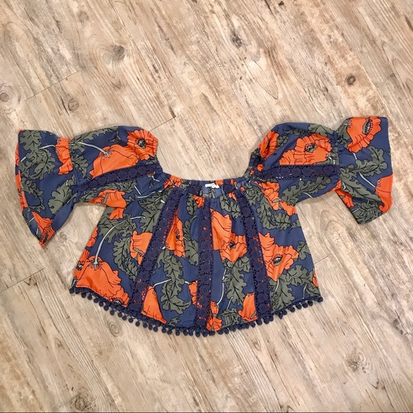 Tularosa Alexa Off Shoulder Top - Picture 5 of 8